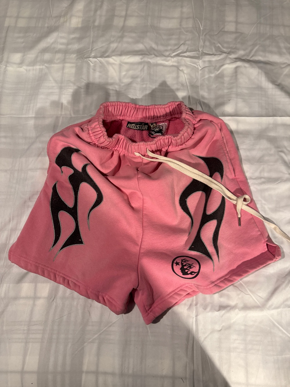 HELLSTAR Pink Flame-Print Elastic Waist Men's Shorts